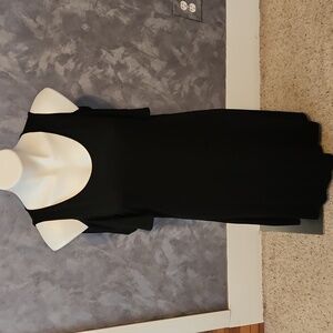Westport Black Cold Shoulder Dress Size MD